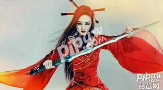 花千骨小骨将转妖神画风 《花千骨》小说里面是东方彧卿把花千骨救出洪荒,花千骨众人后来与众仙在瑶池开战,花千骨目睹东方等人之死,后来被白子画关押。16年后糖宝修作人形去见花千骨,被霓漫天所杀。花千骨目睹,妖神之力爆发,容颜恢复。(花千骨周身散发着紫色光晕,清脆的破碎声,身体表面仿佛裂开了一层,四散于风中。肤色又还原成过去的白皙透明。然后身子一点点长高,头发变成紫色,一点点变长,往四周蔓延。