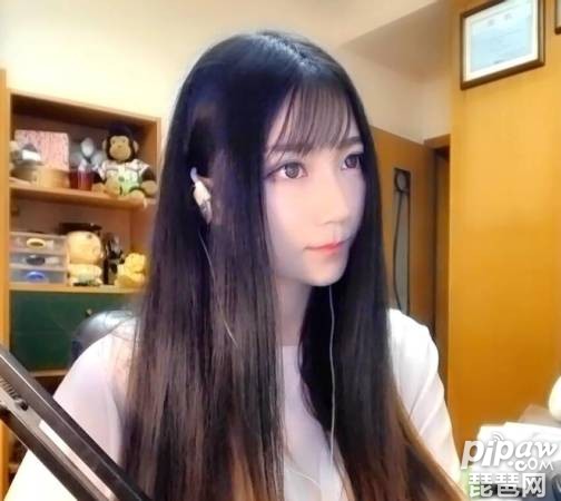 熊猫TV丶旷小妮直播地址 会画画真是太好啦