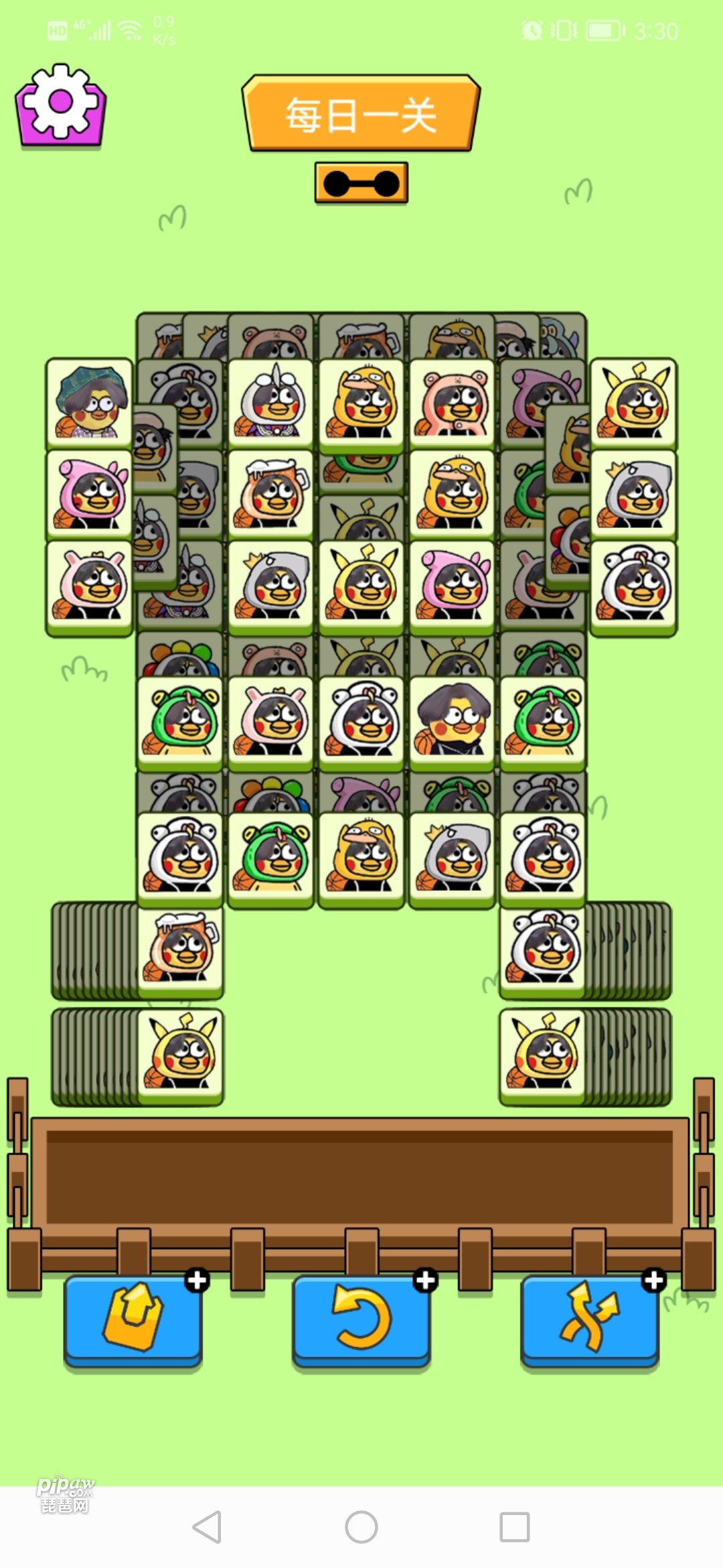 羊了个羊游戏是以通关率不足0.01%的游戏难度持续霸榜，羊了个羊游戏里面还有超多的皮肤，那么对于小伙伴们要怎么才可以领取到皮肤呢?琵琶小编就来跟大家讲解一下羊了个羊的皮肤获得的攻略，感兴趣的小伙伴一起看看吧!